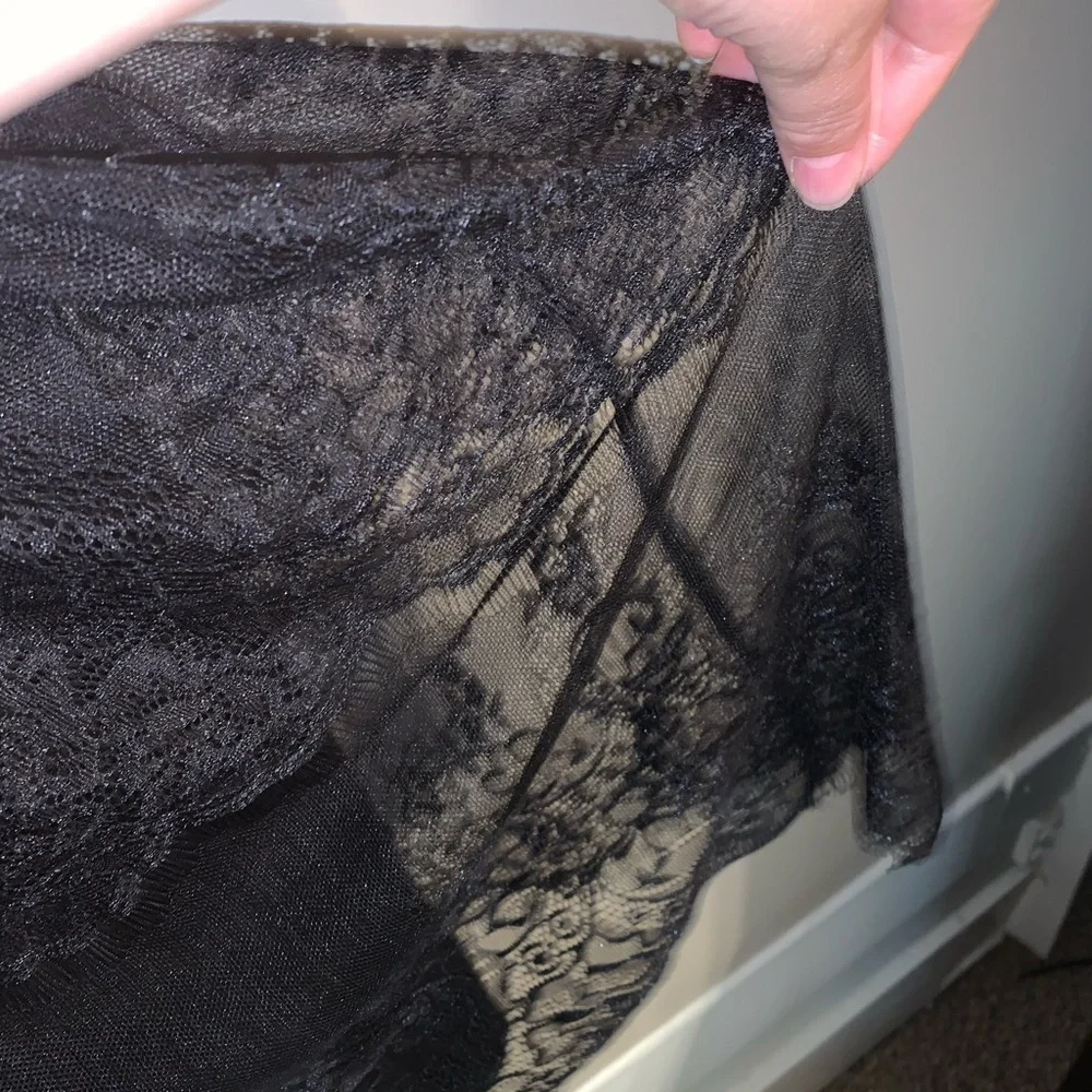 Twenty One Lace Dress - Picture 3 of 8